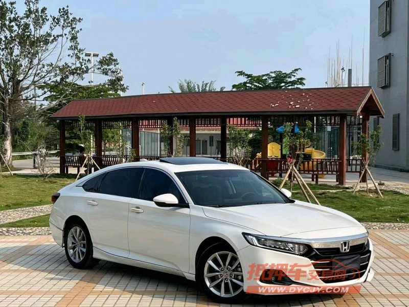 汕头21年本田雅阁2