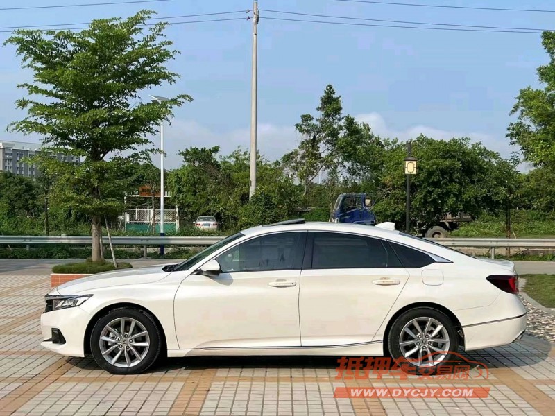 汕头21年本田雅阁3