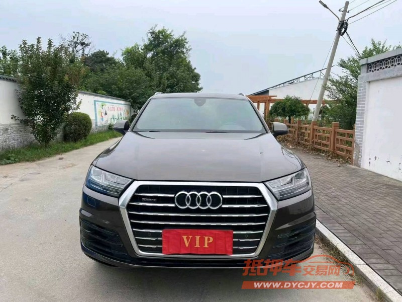 济南17年奥迪Q71