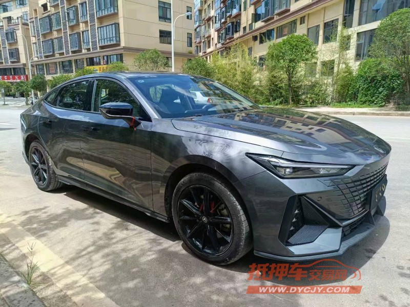 铜仁23年长安汽车UNI-V5