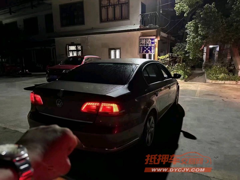 铜仁14年大众迈腾4