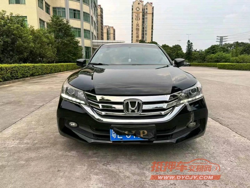 东莞15年本田雅阁1