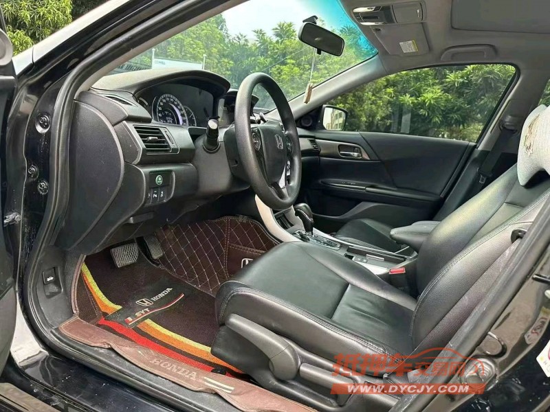 东莞15年本田雅阁4