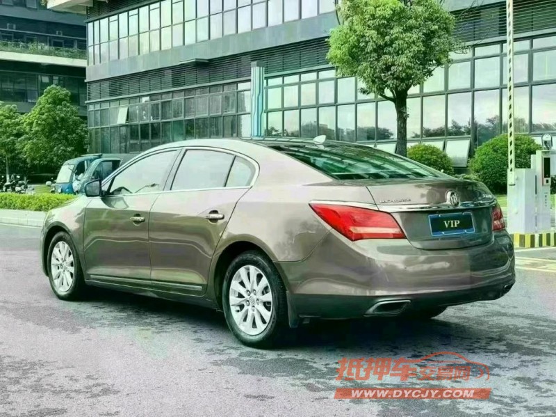 东莞15年别克君越8