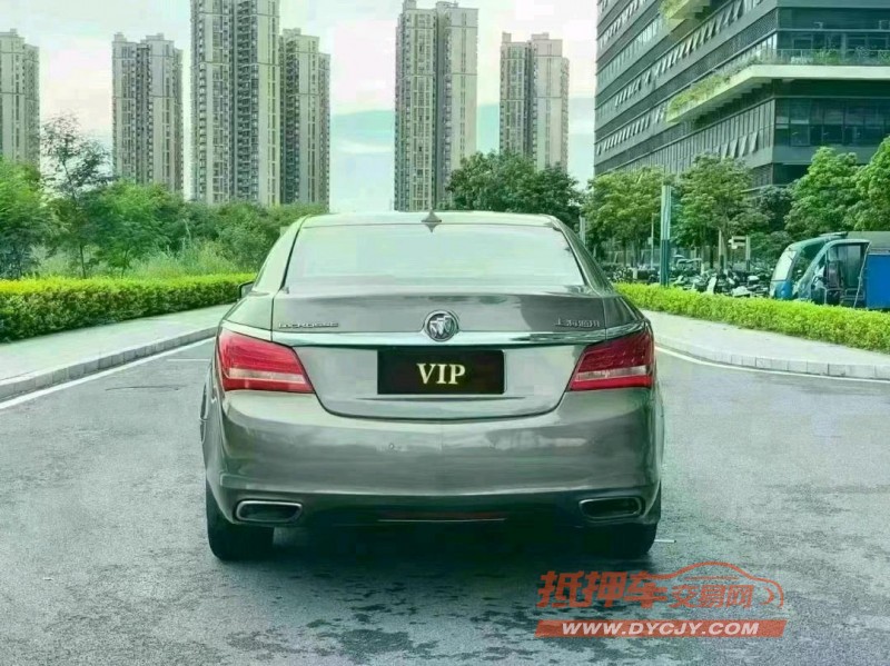 东莞15年别克君越9