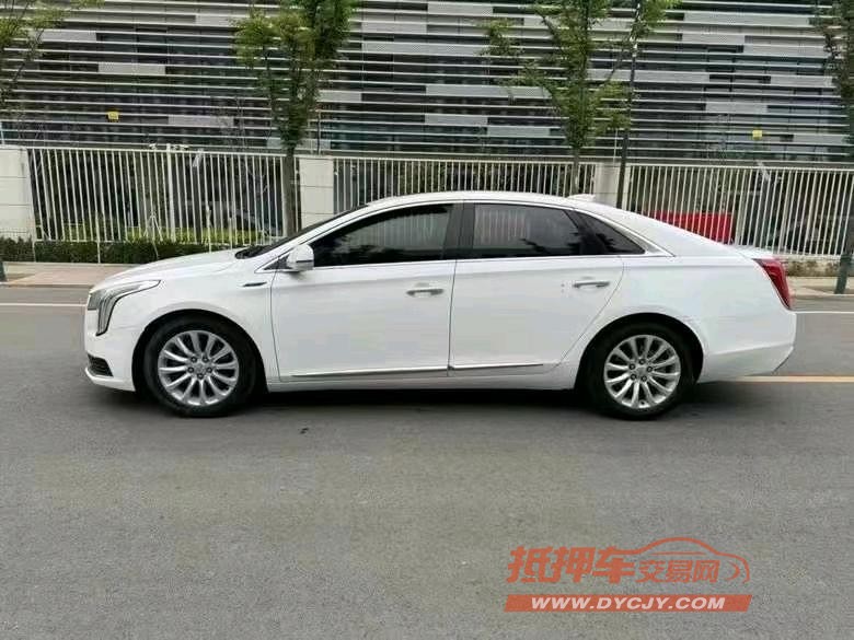 济宁18年凯迪拉克XTS3