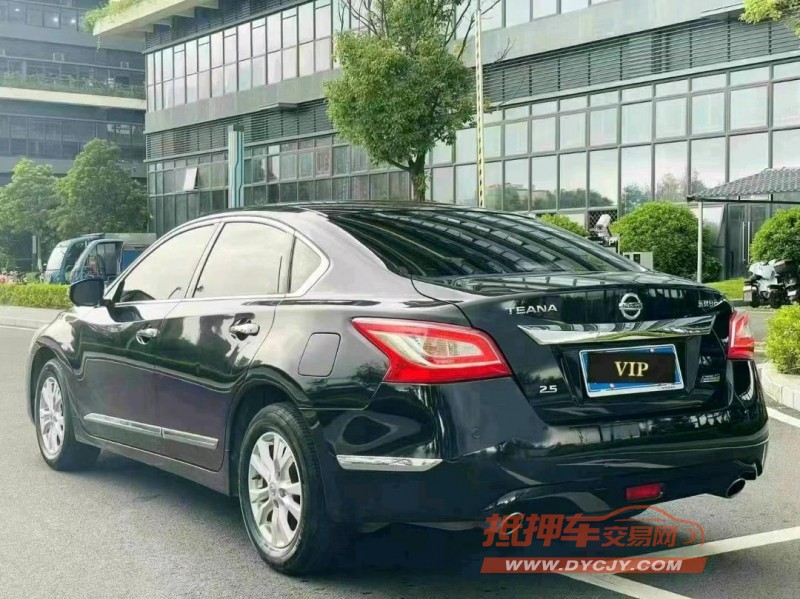 东莞13年日产天籁8