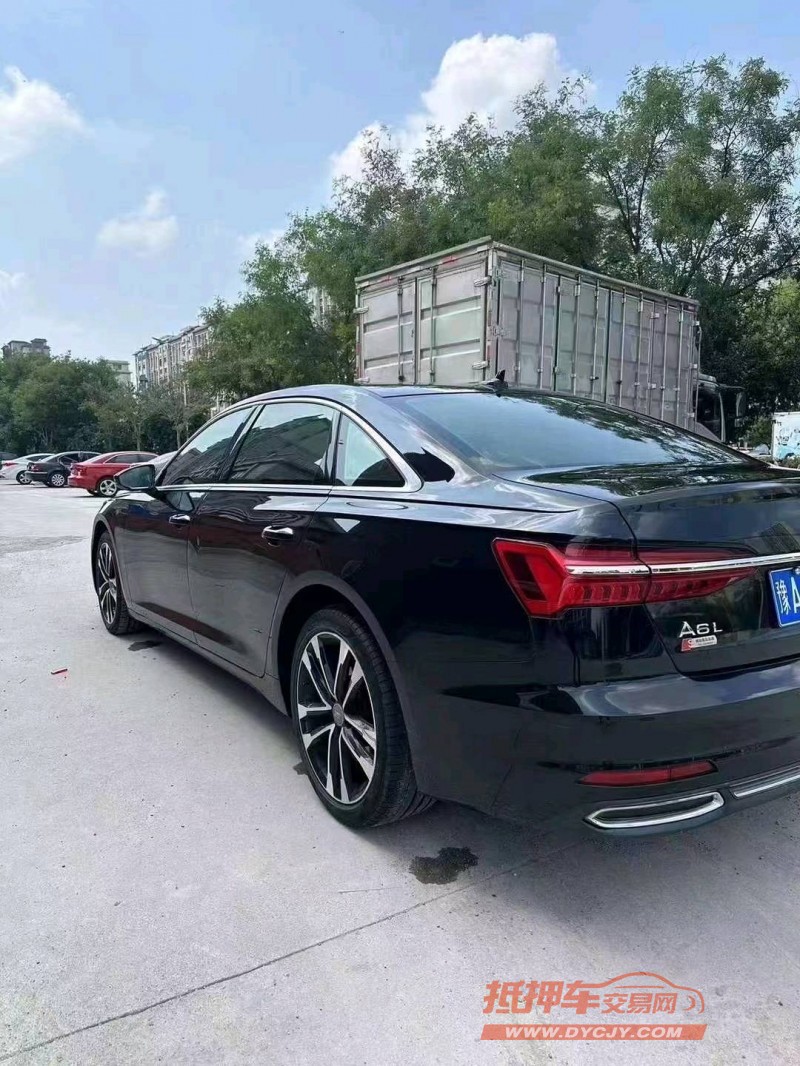 济宁19年奥迪A6L7