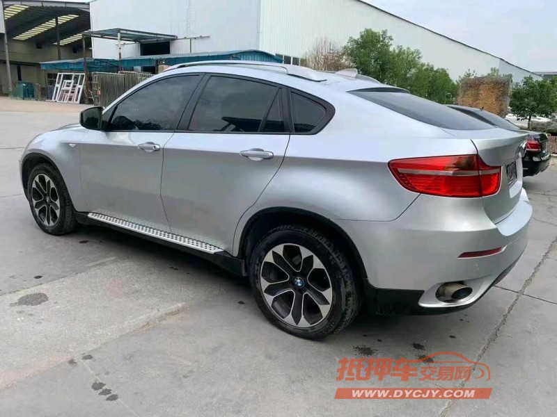 徐州09年宝马X68