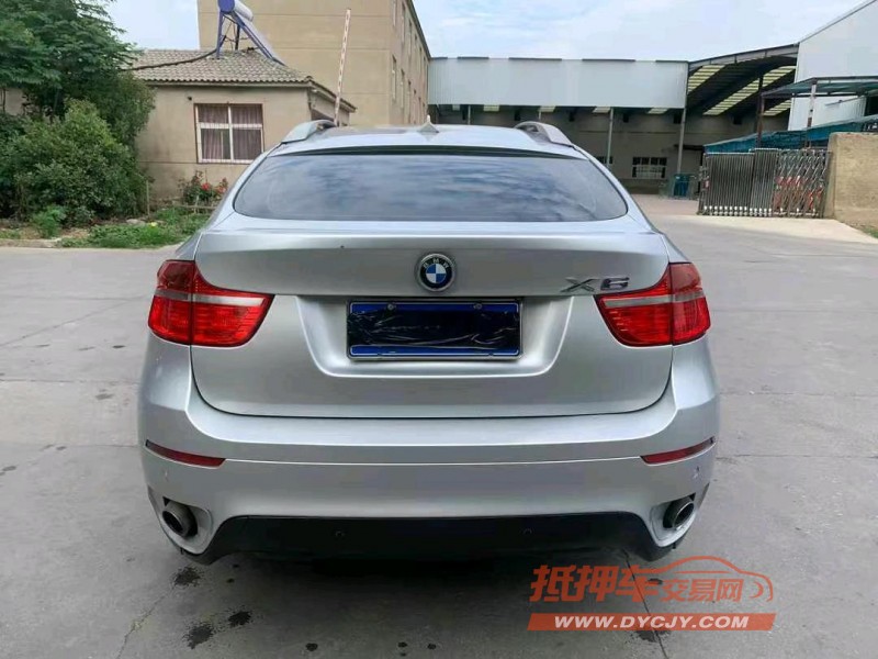 徐州09年宝马X69