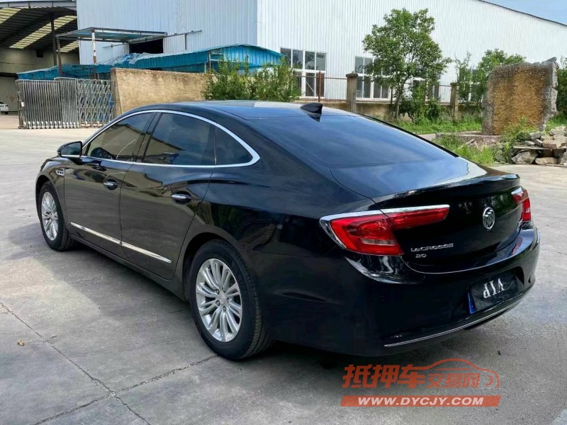 徐州19年别克君越8