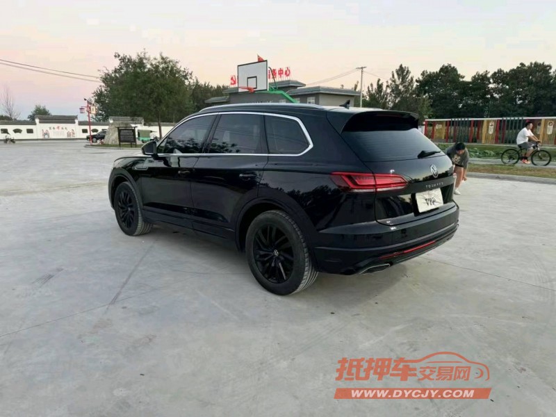 徐州22年大众途锐8