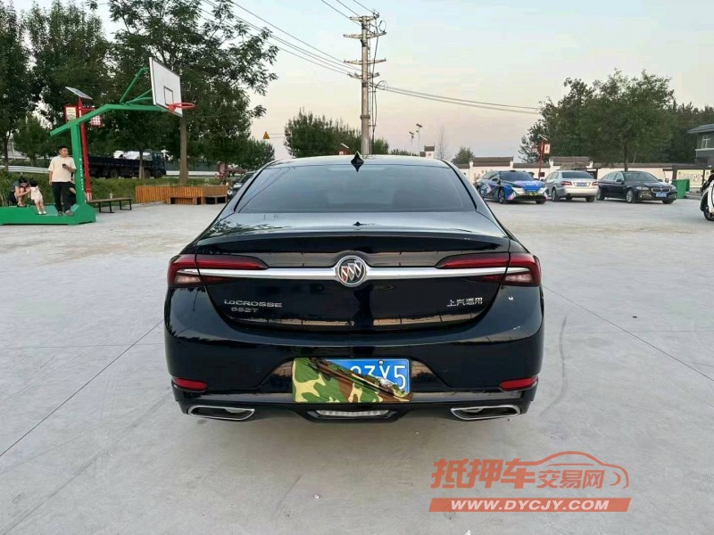 徐州20年别克君越9