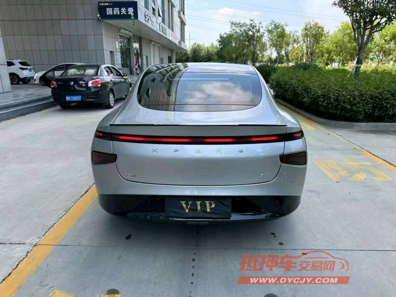 濟寧22年小鵬汽車p75