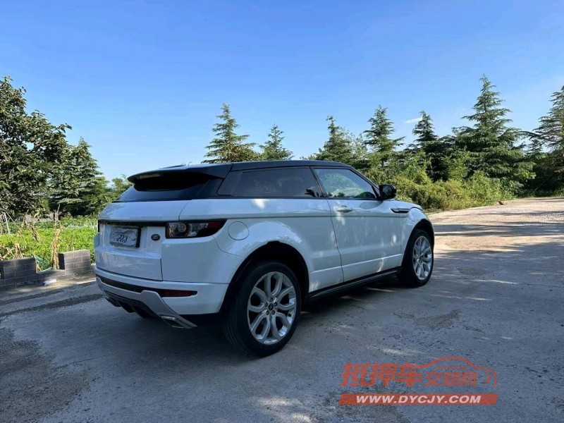 青岛14年路虎极光3