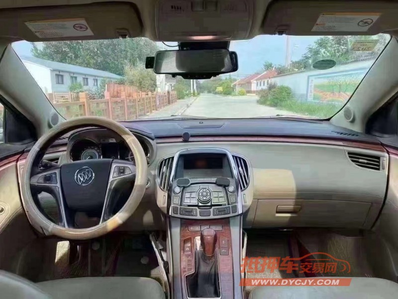 青岛13年别克君越6