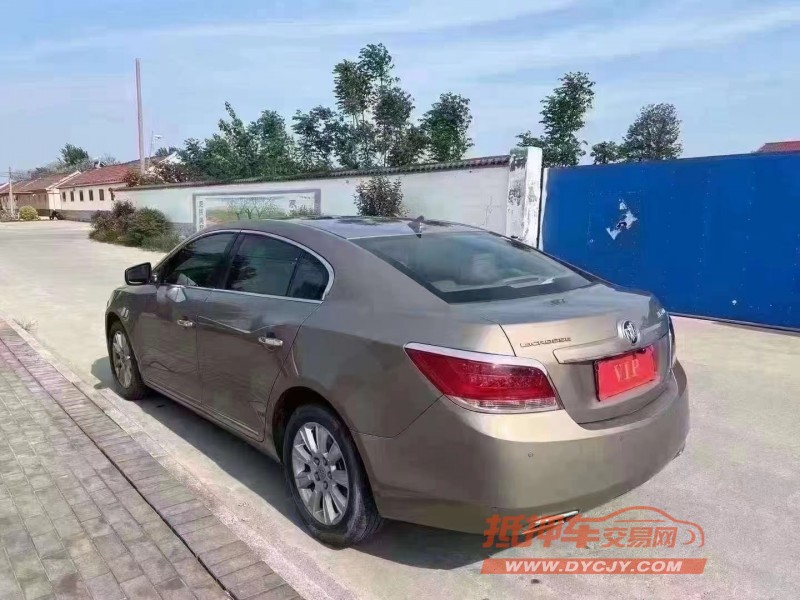 青岛13年别克君越7