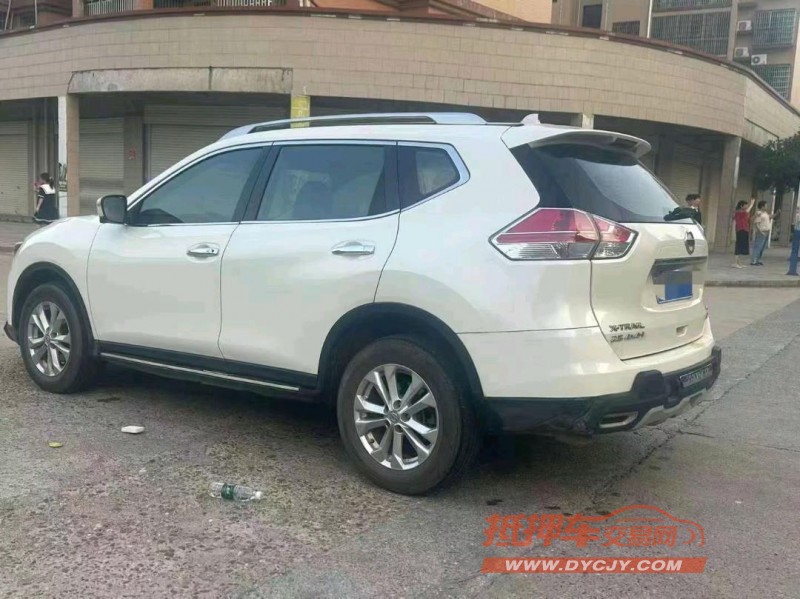 邵阳16年日产奇骏9