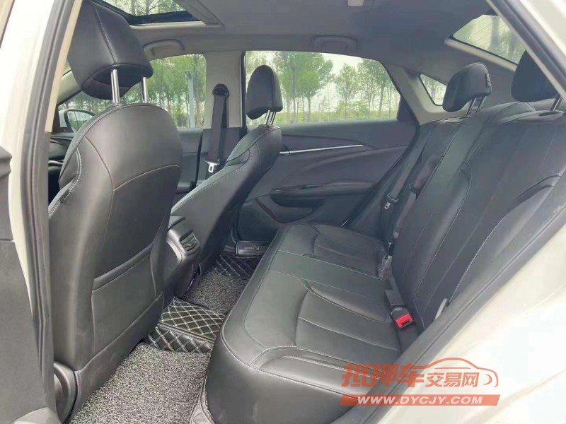 青岛19年别克英朗5