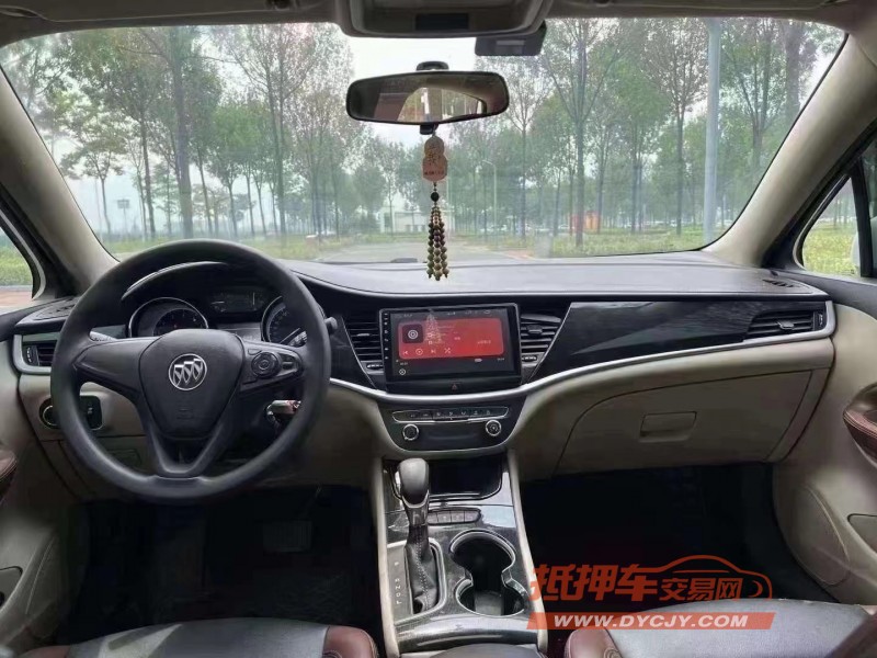 青岛17年别克威朗4