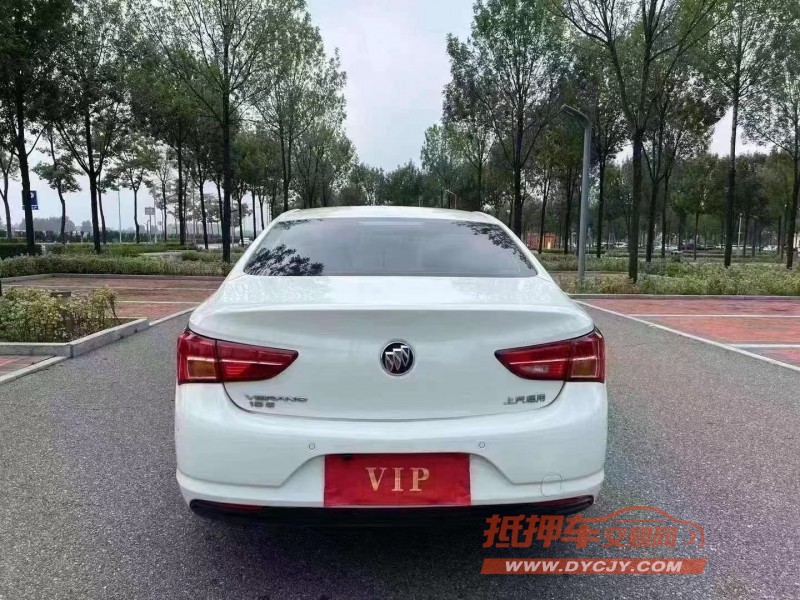 青岛17年别克威朗9