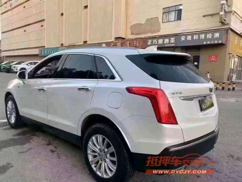 銅陵17年凱迪拉克XT55