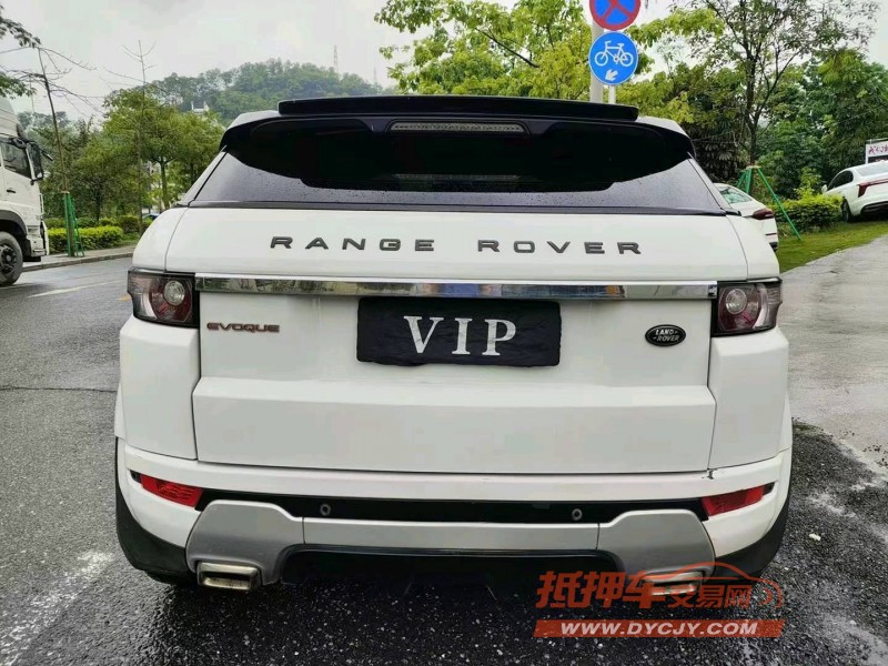 广州12年路虎极光5