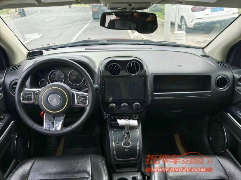 广州12年Jeep指南者8