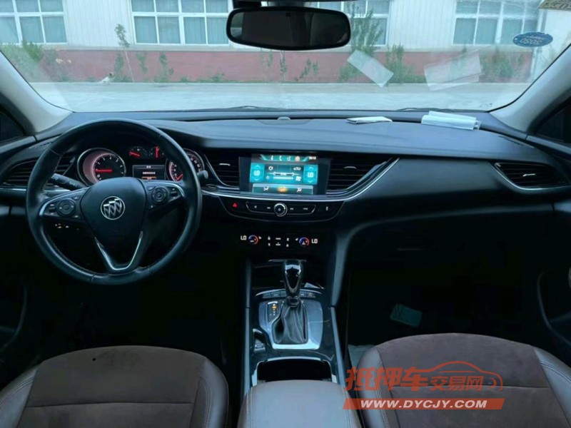 徐州17年别克君威6