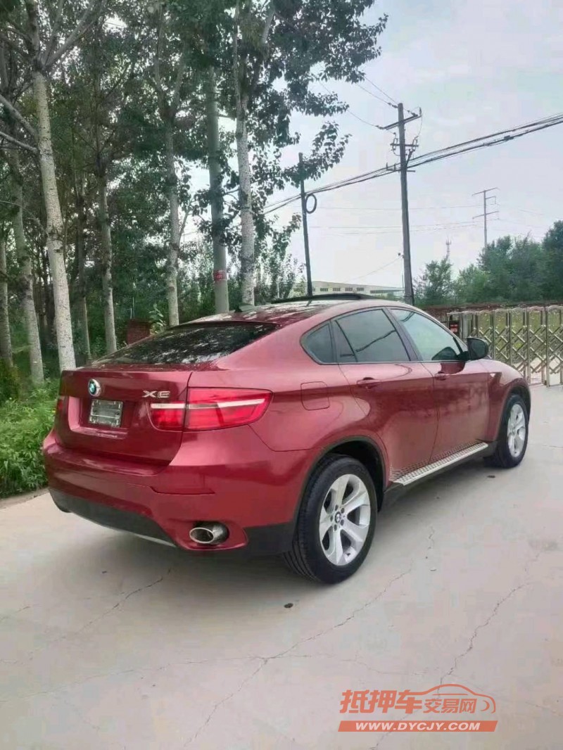 济宁12年宝马X64