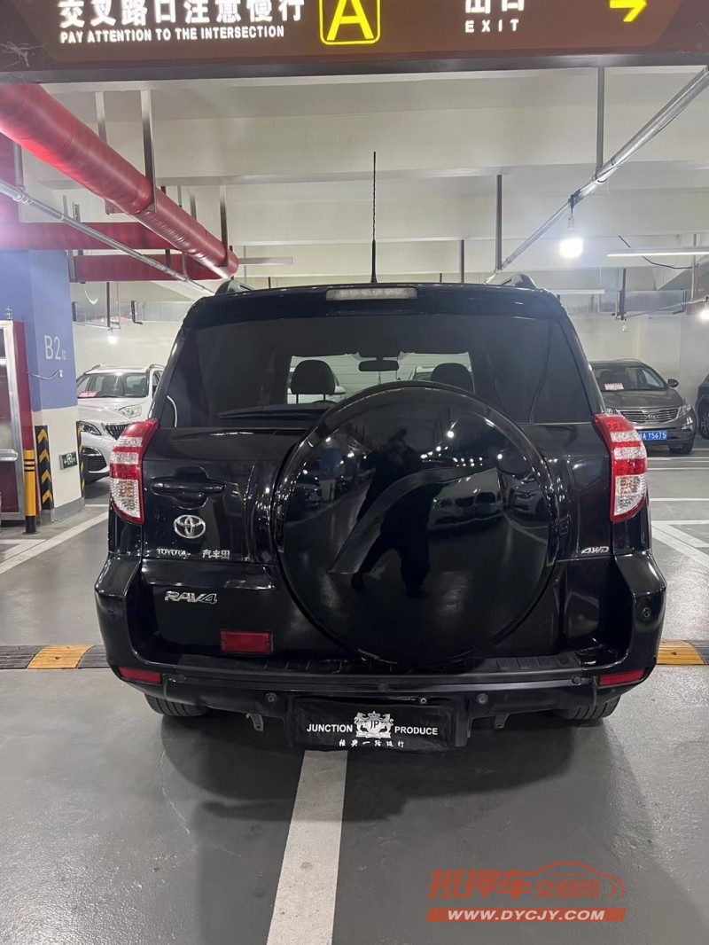包頭13年豐田RAV48