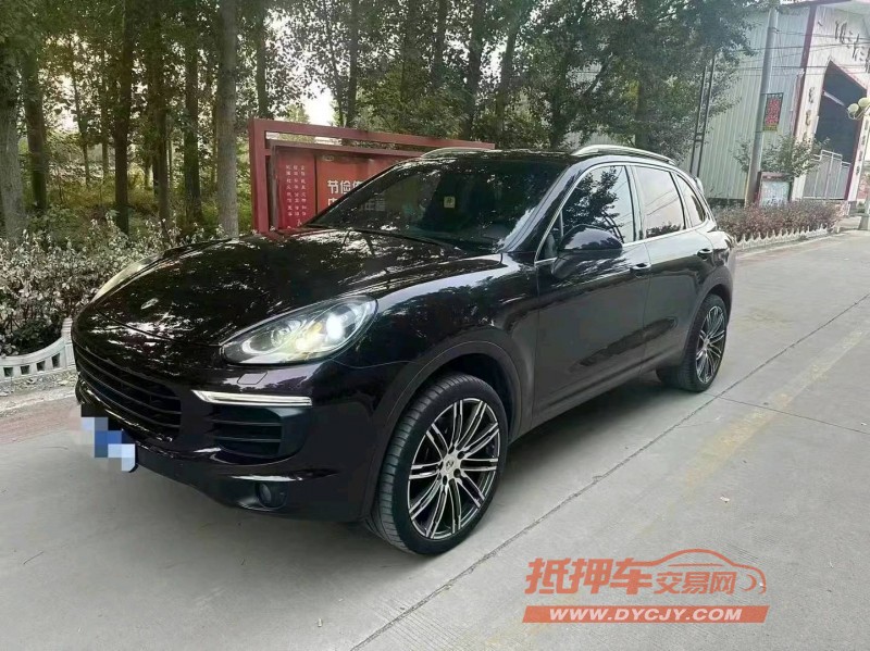 潍坊16年保时捷卡宴3