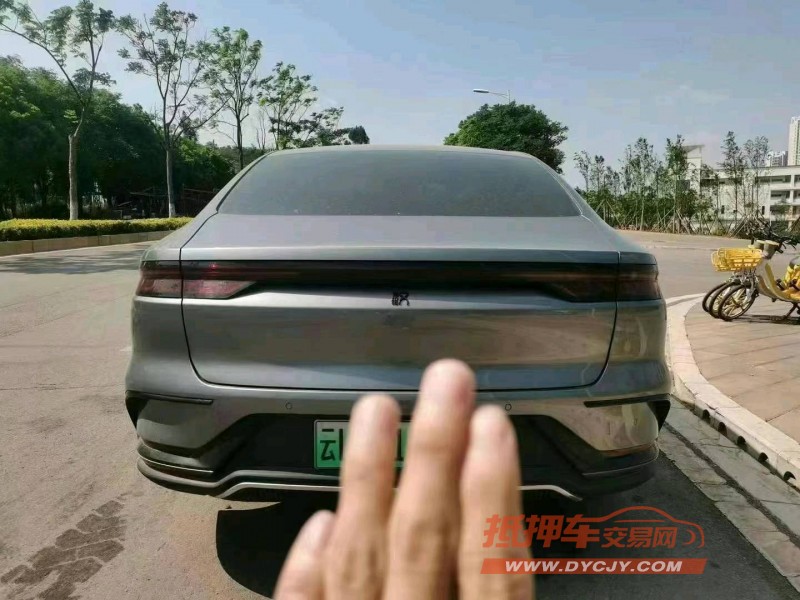昆明23年比亞迪漢6