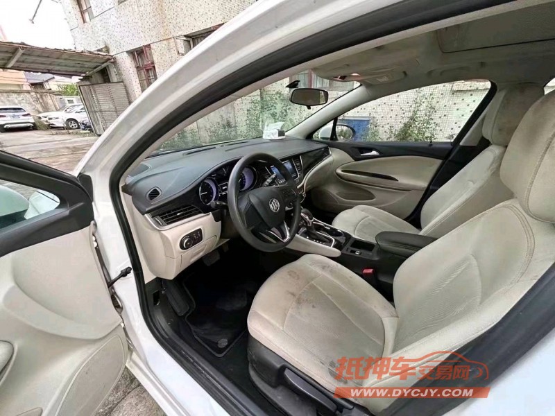 嘉兴20年别克威朗8