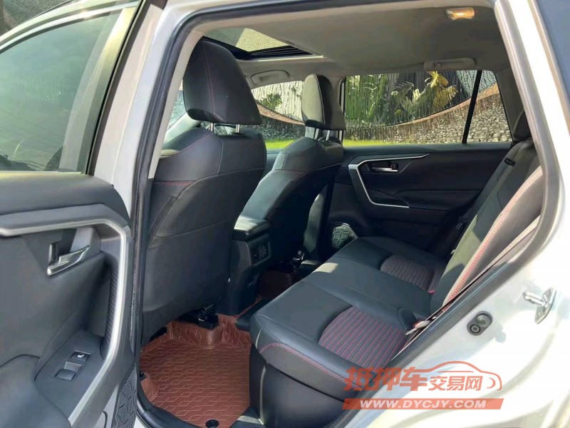 佛山22年丰田RAV4荣放3