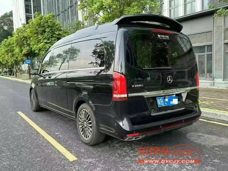 深圳18年奔驰V7