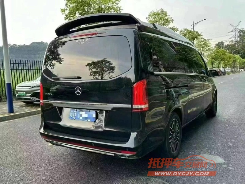 深圳18年奔驰V9