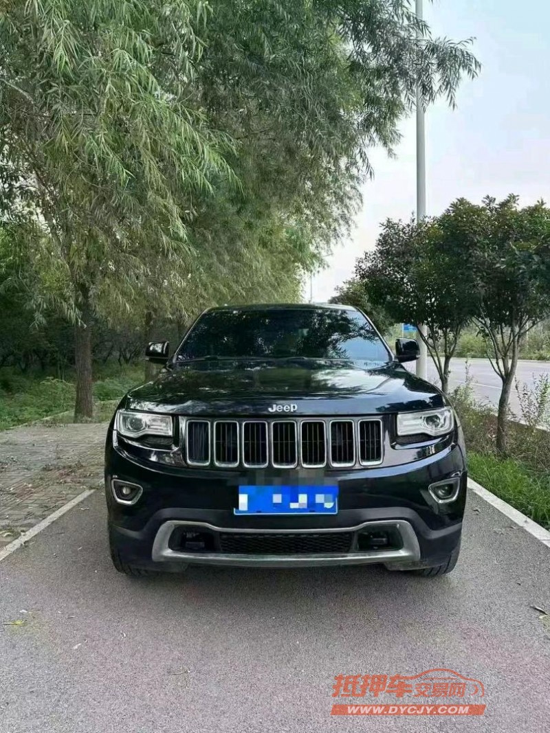 济宁16年Jeep大切诺基1