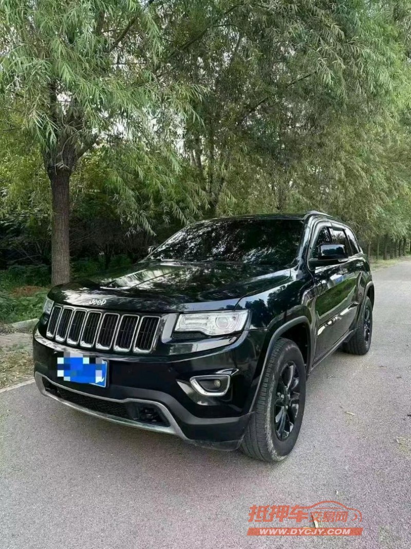 济宁16年Jeep大切诺基2