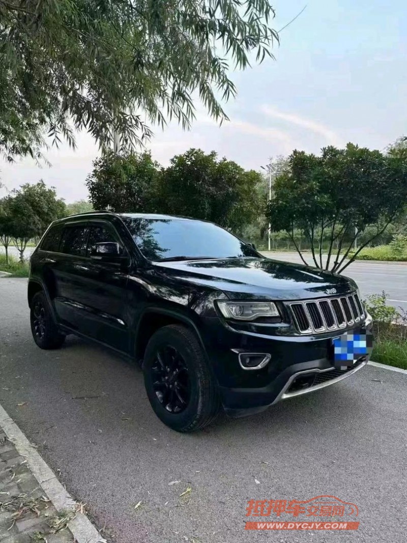 济宁16年Jeep大切诺基3
