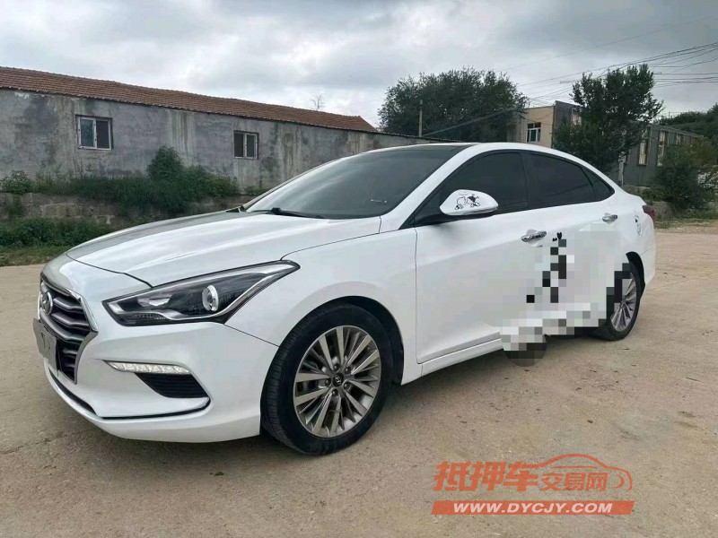 潍坊19年现代名图3