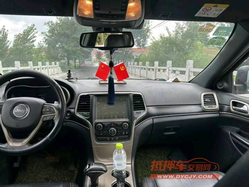 淄博14年Jeep大切诺基6