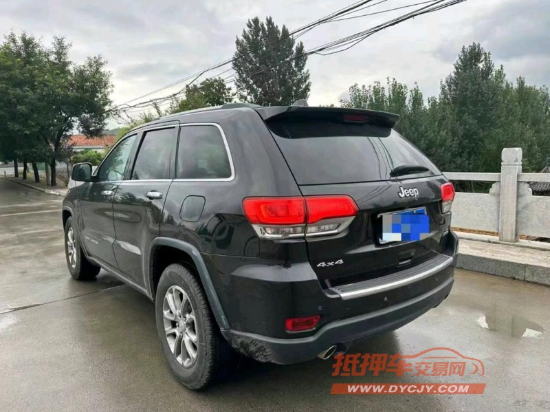 淄博14年Jeep大切诺基8