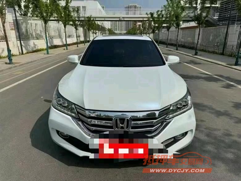 济宁14年本田雅阁1
