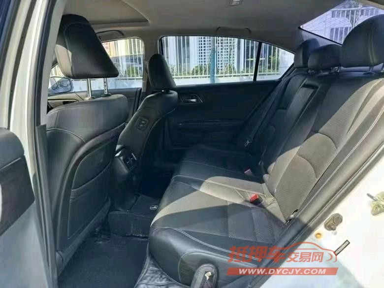 济宁14年本田雅阁4