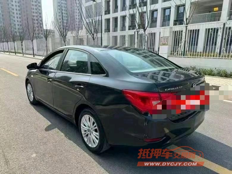 济宁17年别克英朗8