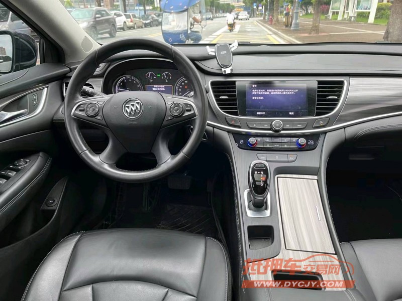 东莞20年别克君越6