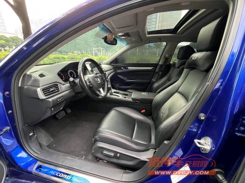 东莞18年本田雅阁5