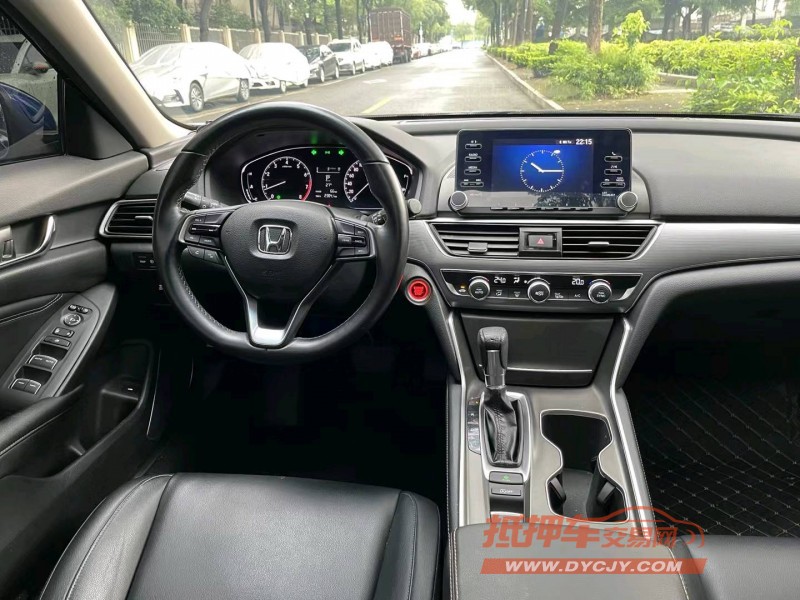 东莞18年本田雅阁7