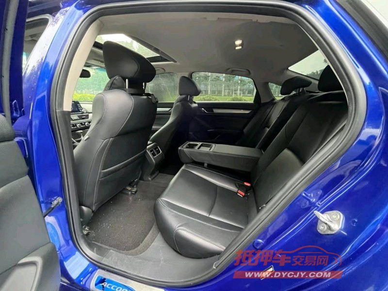 东莞18年本田雅阁8
